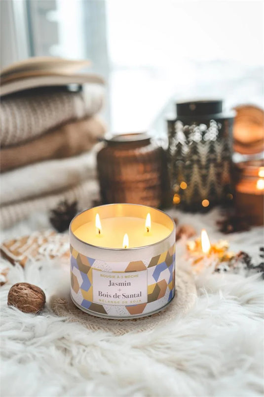 KG 3-Wick Tin Jasmin&Sandalwood Paraffin/Soy Blend Candle (Az)