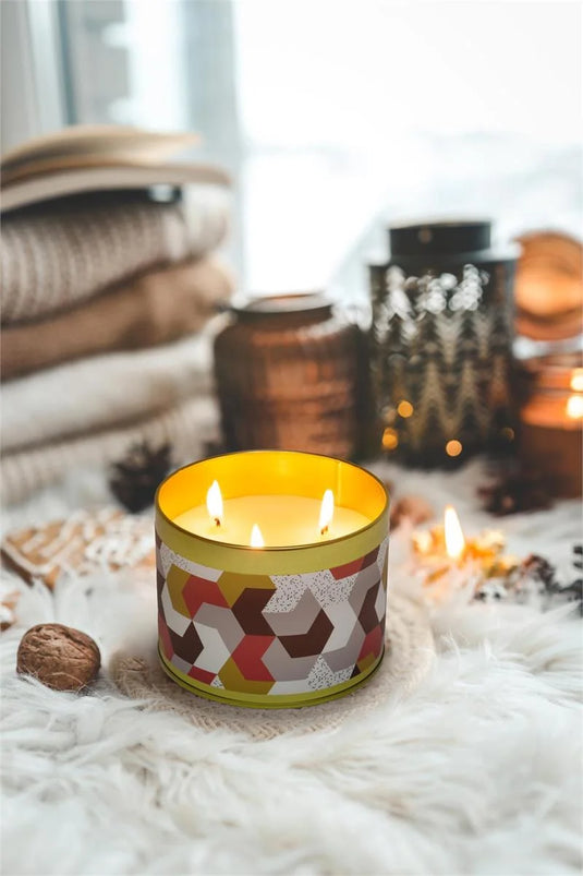 KG 3-Wick Tin Cranberry & Sage 14Oz Paraffin/Soy Blend Candle (Az)